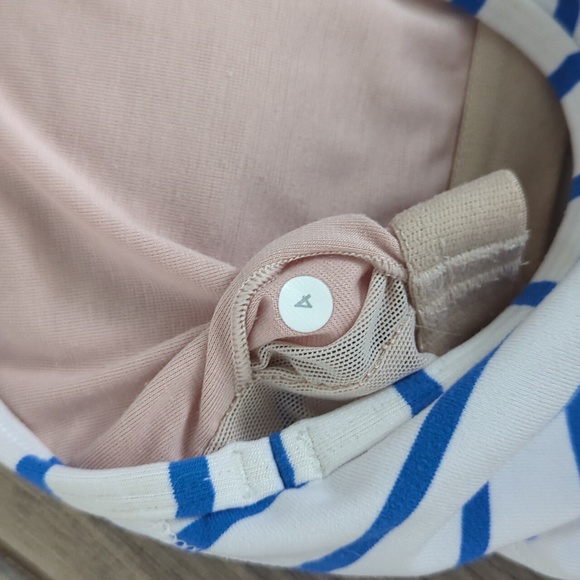 Lululemon tank - Picture 3 of 3